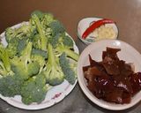 青花椰菜木耳的食譜步驟1照片