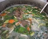 Foto langkah ke 3 dari resep Soup Sumsum Tulang Sapi.