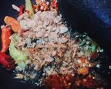 Foto langkah ke 2 dari resep Mie goreng pedas.