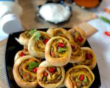 A picture of step 6 of Baked Pinwheel Samosa.