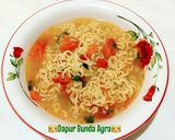 Foto langkah ke 3 dari resep Indomie Tumis Praktis.