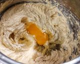 A picture of step 3 of Lemon Cake.