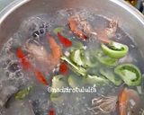 Foto langkah ke 2 dari resep Seafood Jjampong (Instant Noodle).