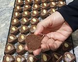 Foto langkah ke 7 dari resep Chocolate Almond Cookies.
