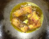 A picture of step 2 of Fish Curry.