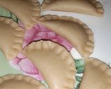 Foto langkah ke 4 dari resep Pastel Keju Mini.