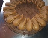 Foto del paso 1 de la receta: Brownie con dulce de leche, Chantilly, frutillas y arándanos