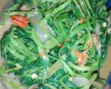 Foto langkah ke 7 dari resep Tumis Kangkung Terasi.