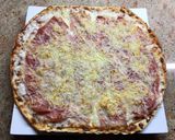 Foto del paso 3 de la receta: Pizza 🍕 montada sobre una torta de gazpachos 😋