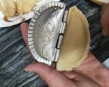 A picture of step 5 of Suji Khoya Gujiya.