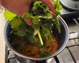 Foto del paso 4 de la receta: Sopita de verdolagas