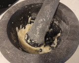 Foto del paso 1 de la receta: Patatas al ajo cabañil y lubina