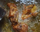 Foto langkah ke 5 dari resep Ayam Goreng.