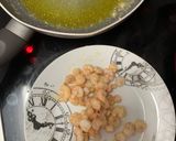 Foto del paso 2 de la receta Espaguetis con gambas y tomate