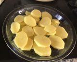 Foto del paso 1 de la receta: Pastel de papas al microondas