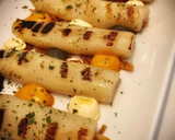 Foto del paso 9 de la receta: Espárragos blancos a la plancha a las tres salsas