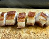 Hình bước làm 3 của món Ba rọi chiên, chấm mắm ngò