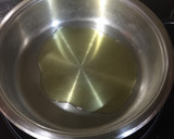 Foto del paso 1 de la receta: Fideuá negra con sepia