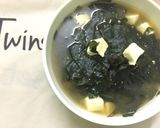 Hình bước làm 4 của món Canh miso rong biển