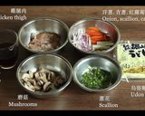 磨菇雞肉炒烏龍 簡單 日常的食譜步驟1照片