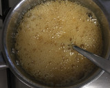 Foto del paso 1 de la receta: Torta invertida de manzana y duraznos en almíbar
