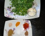 A picture of step 1 of Methi pakoda.