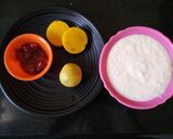 A picture of step 1 of Strawberry peda lassi.
