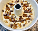 Foto del paso 7 de la receta: Pastel de nueces y dulce de leche con cobertura crujiente, “sin gluten”
