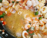 Foto del paso 4 de la receta: Arroz al azafrán con un toque de vino blanco