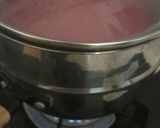 Foto langkah ke 6 dari resep Banana Beetroot Steam Cake.
