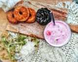 Foto langkah ke 4 dari resep Strawberry avocado smoothies.