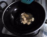 Foto langkah ke 4 dari resep Nasi Bakmoi / Bakmoy.