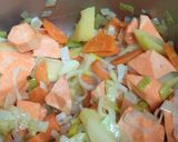 Foto del paso 4 de la receta: Crema de acelgas al curry en olla a presión