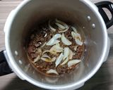 Hình bước làm 2 của món Niku Udon