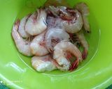 Foto langkah ke 1 dari resep Udang goreng balur tepung.