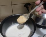 A picture of step 4 of Hyderabadi special dum chai.