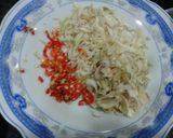Hình bước làm 2 của món Mì Căn Chiên Sả Ớt