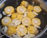 Foto langkah ke 1 dari resep #77 Sayur Bening Bayam Jagung.