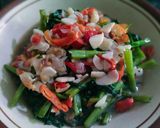 Foto langkah ke 3 dari resep 92. Cah Kangkung Terasi Non MSG.