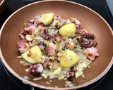 Foto del paso 3 de la receta: Judiones con pulpo 🐙🐙🐙🐙 en olla de cocción lenta