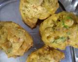 Pakoda in onion gravy recipe step 1 photo