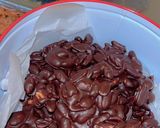 A picture of step 3 of Chocolate-Covered Peanuts.