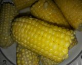 صورة لخطوة 3 من وصفة ذرة🌽 مسلوقة مع زبدة 😋