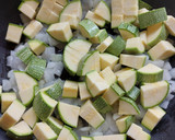 Foto del paso 2 de la receta: Calabacitas con champiñones y elote