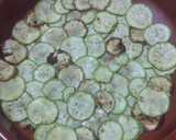 Foto del paso 5 de la receta: Falsa lasaña de chips de papas, pavo y calabacín