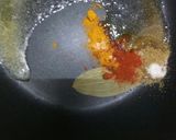 A picture of step 4 of Shahi paneer with paratha.