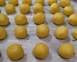 Foto langkah ke 4 dari resep Palm Sugar Cheese Cookies.