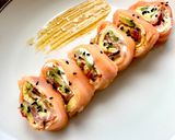 Foto del passaggio 9 della ricetta Uramaki di Salmone con Formaggio di Capra, Nduja e Avocado