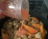 Foto del paso 5 de la receta: Ricos camotes o batatas dulces guisadas con pollo 😎