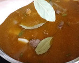 Foto del paso 4 de la receta: Guiso de ternera con salsa al gusto de vino tinto 😋